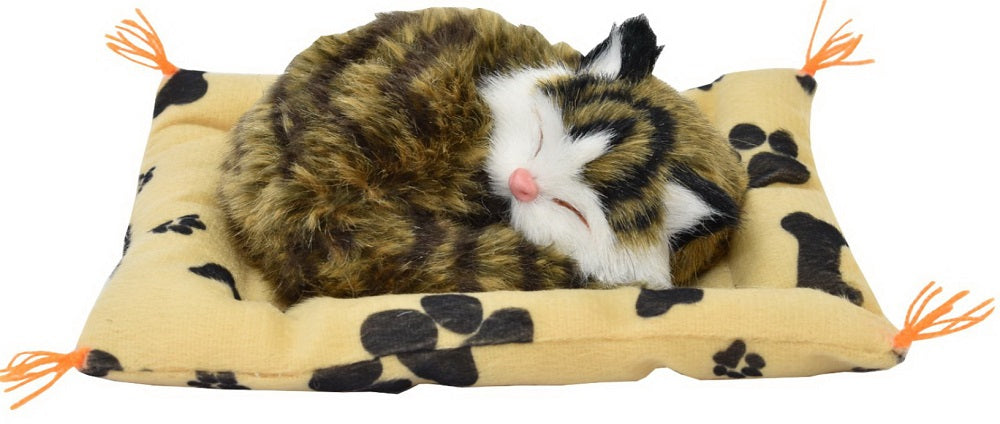 KandyToys Small Cat on Blanket with Sound