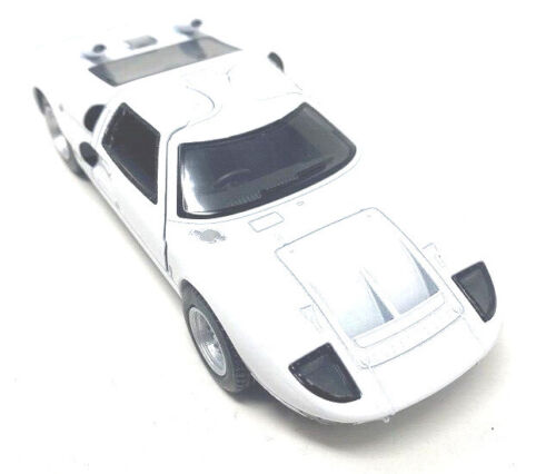 Kinsmart 1966 Ford GT40 MK11 1:32 Die Cast Model Car