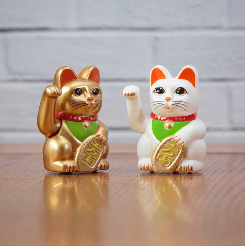 Wind up Racing Lucky Cats